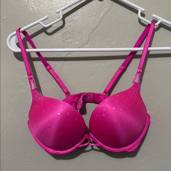 Victoria's Secret Miraculous Plunge Hot Pink Bra with Sequin Detail 34B - Picture 1 of 6